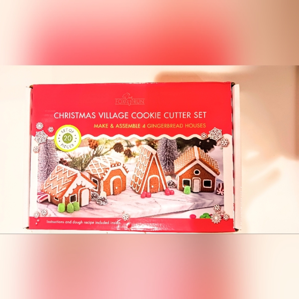Christmas Village Gingerbread House Cookie Cutter Set
